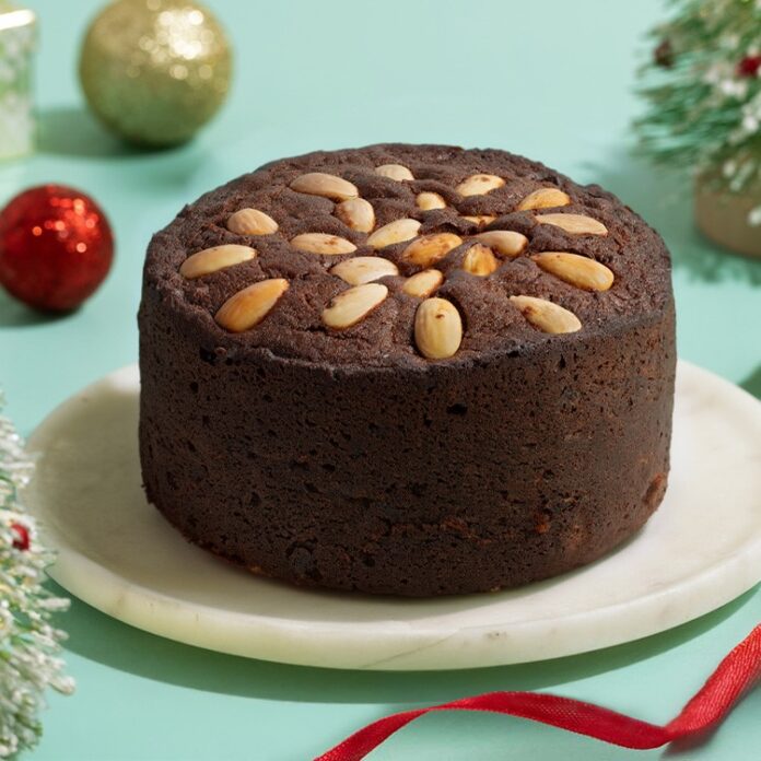 Reasons why Christmas feels incomplete without cakes