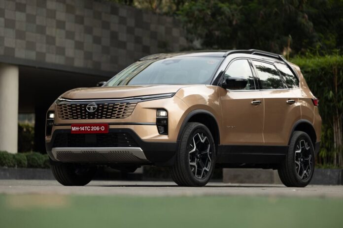 Top Technology Features to Look for in a 7 Seater Car