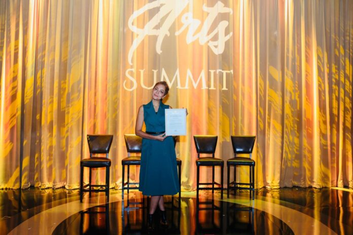 Sheena Chohan Honored with the Arts Ambassador Award for Artistic Excellence and Cultural Leadership